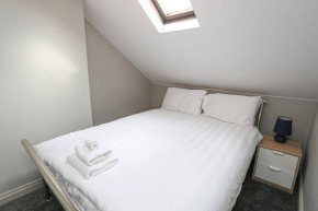 Stylish 3bed House - Near City Centre Free Parking